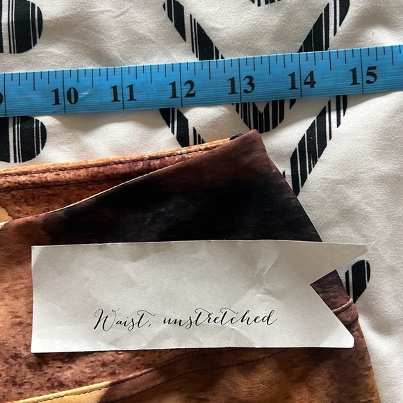 🆕 listing! Giraffe print separates (PANTS ONLY) - Picture 4 of 6